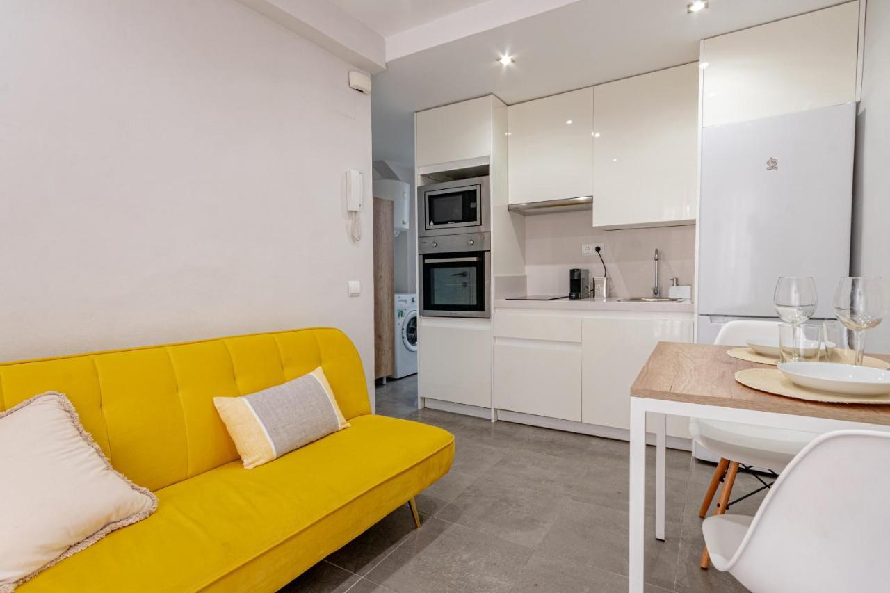 Joyrooms 2 Tarragona Bagian luar foto