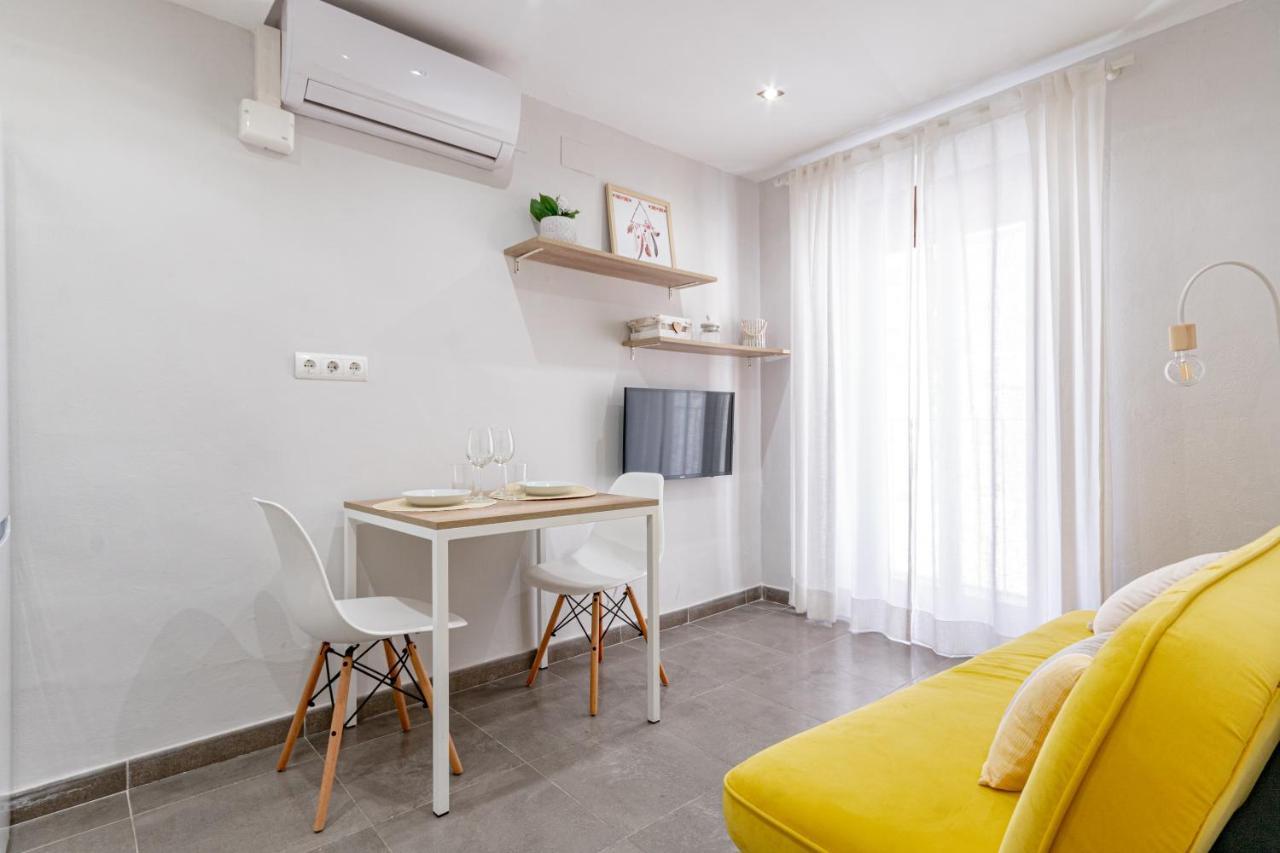 Joyrooms 2 Tarragona Bagian luar foto